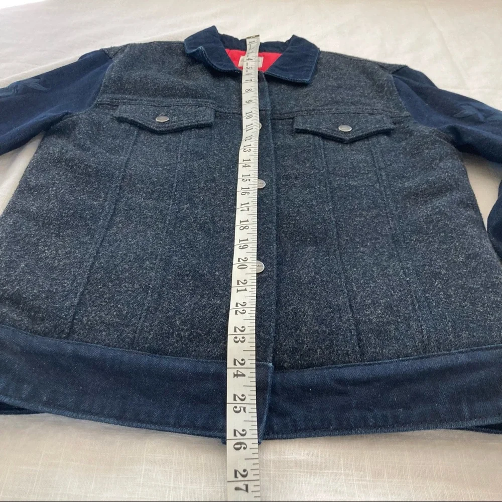 GM Studio LA/California trucker jacket. Size small